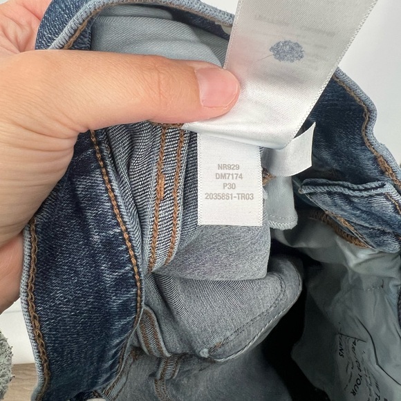 Madewell Mid-Rise Kick Out Jeans in Lenoir Wash - Picture 10 of 10